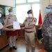 J&K Police Chief Rewards 3 CRPF Personnel For Saving Life Of Lady