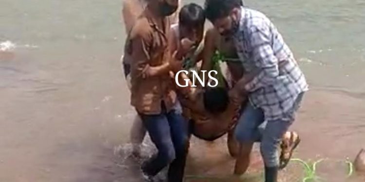Youth drowns while bathing in Poonch