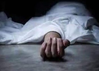 Labourer dies during digging borewell, two others hospitalized in Bijbhera