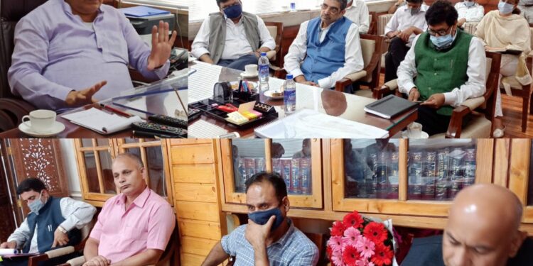 Advisor Khan discusses establishment of Wrestling, Boxing academies with SGFI