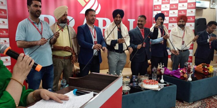 Salsan Steels enters into Kashmir market; Holds dealers’ meet