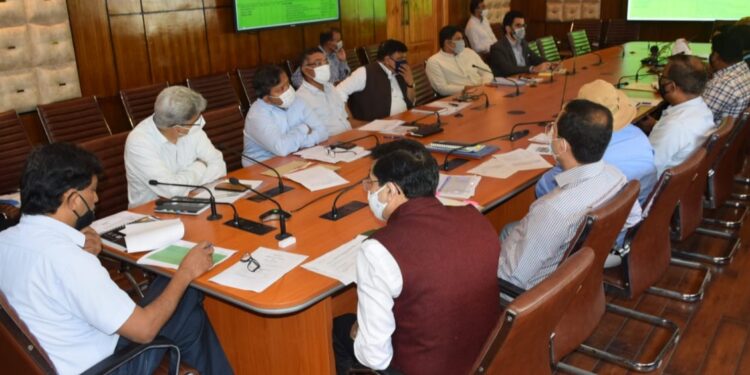 Union Home Secretary reviews implementation of PMDP Projects in J&K