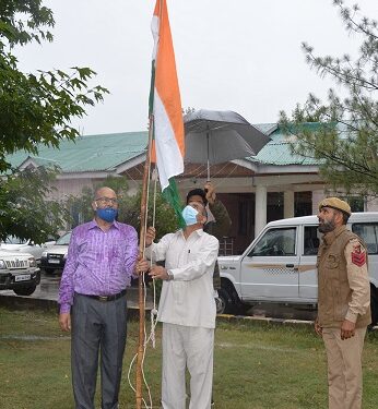 DIPR holds flag hoisting ceremony
