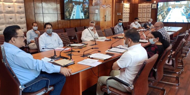 Renovate atleast one LNG plant in each division: Navin to Officers
