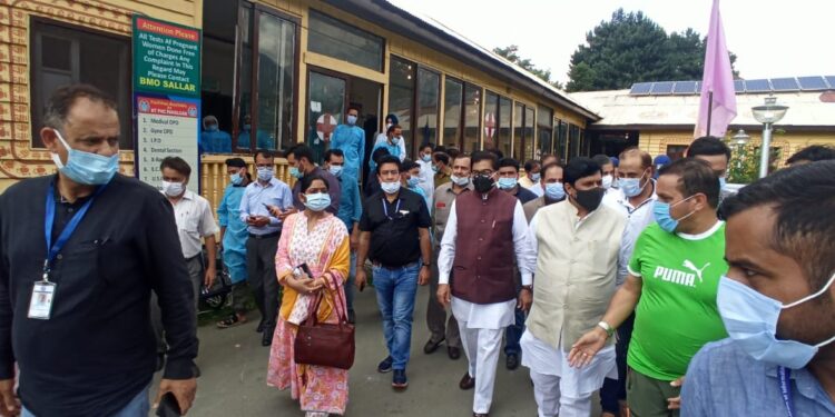 Day 2: Parliamentary Standing Committee on Health & FW visits Pahalgam hospital