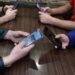 Barring Srinagar and Budgam, Mobile Internet Restored In Kashmir After 5 Days