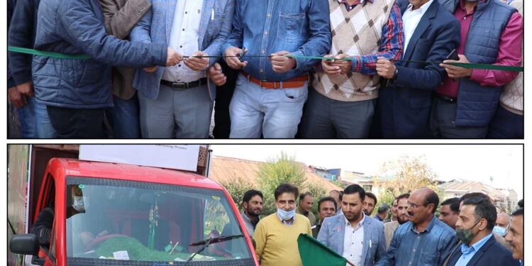 Director Agriculture Kashmir Flags off Mobile Soil Testing Van