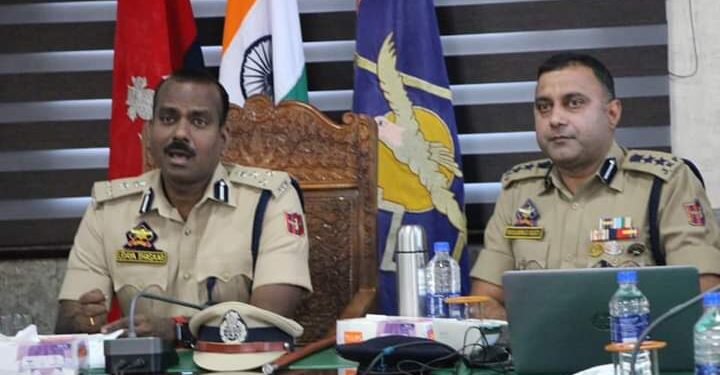 DIG NKR B’la Visits District Bandipora; Chairs Security Review Meeting, Interacts with Police Personnel