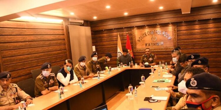 DGP Reviews Security Scenario In Kashmir