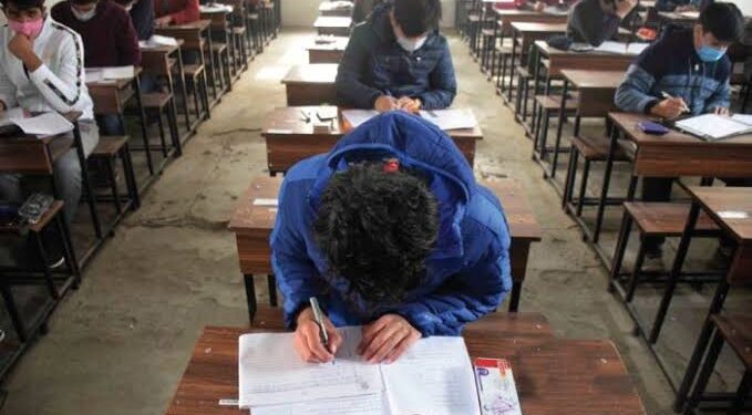 DSEK refutes news item ‘No board examination for class 8th’