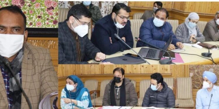 Div Com Kashmir convenes special meeting on preparedness for containment of new Covid-19 variant ‘Omicron’