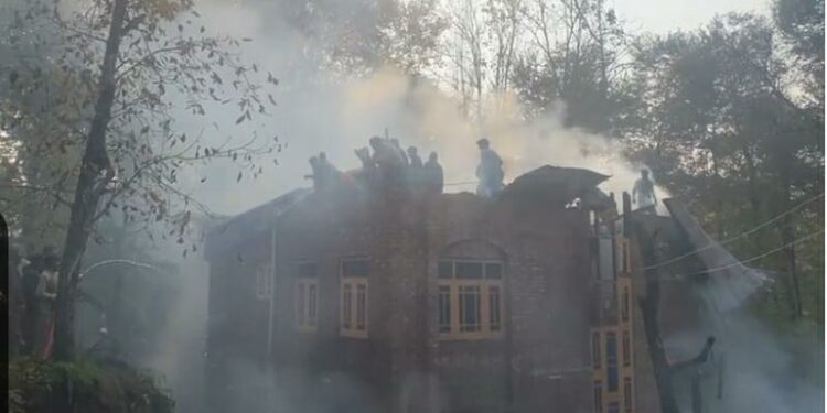Residential House Gutted in Anantnag’s Rampora Village