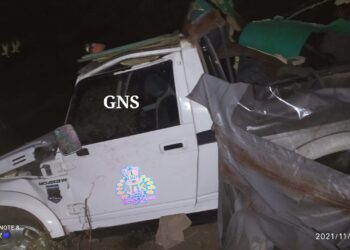 Cop Killed, 4 among 5 others injured critically as escort vehicle falls into river in Surankote Poonch