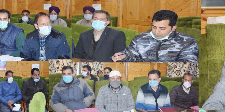 Crop compensation among affected Orchardists kick-started at Shopian