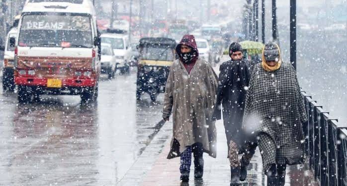 ‘Red Alert’ For ‘Heavy-Very Heavy Snowfall’ In J&K