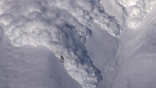 DDMA Issues Medium to High Danger Avalanche Warning in Upper J&K Parts