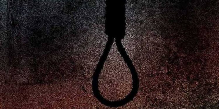 ’CRPF Trooper Hangs Self to Death in Humhama’
