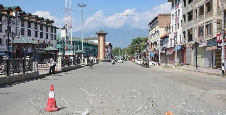 Weekly Lockdown Begins Across Jammu and Kashmir