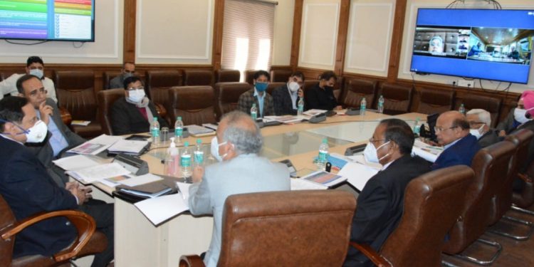Advisor Bhatnagar reviews roadmap for implementation of NEP-2020 in J&K