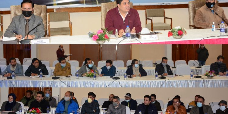 Tourism Secy. asks CEOs to ready for upcoming season, take all logistic steps