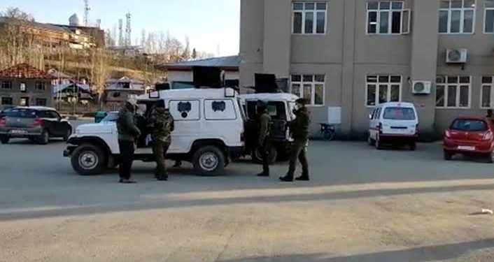 Cop Killed, 4 Others Injured In Grenade Bandipora Blast
