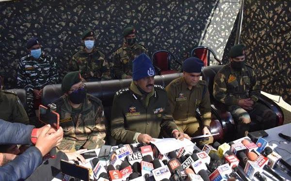 4 Al-Badr Militants, 3 Associates Arrested In Rafiabad: Police