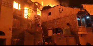 Firefighter Injured in Ongoing Rescue Operation in Batamaloo Srinagar