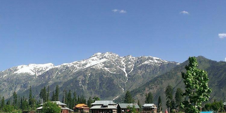 Pleasant Weather In J&K, Night Temp Increases At Most Places
