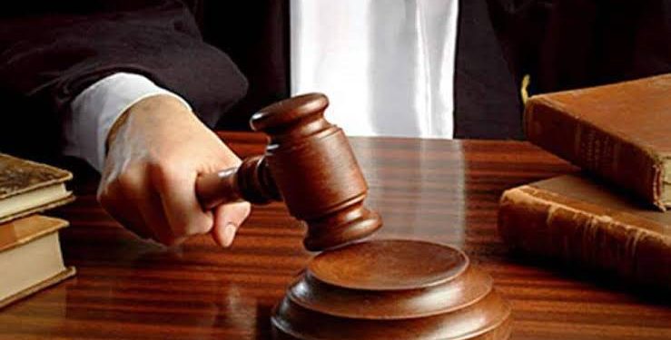 Dr Karan Singh Moves HC, Seeks Vacation Of His Property In Dal Lake