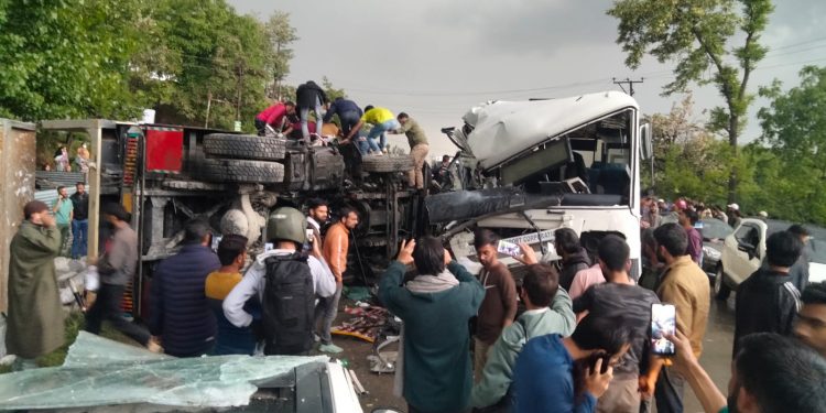 Sarpanch, Driver Killed; 2 Cops Among 5 Injured In Pattan Accident