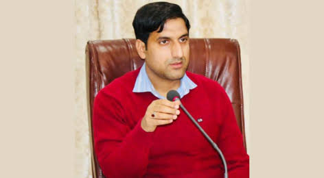 DC Srinagar reviews Power scenario, drinking Water supply