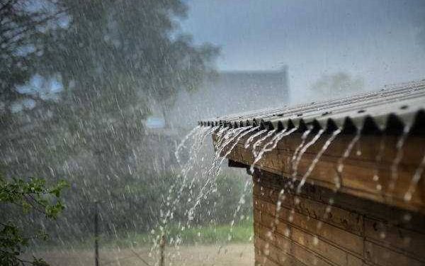 Rains Bring Day Tem Down In Kashmir, Heat Wave Unabated In Jammu