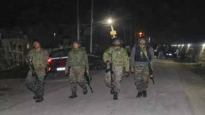 North Kashmir: Pre Dawn Gunfight breaks out in Baramulla