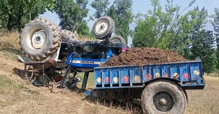 2 Persons Die As Tractor Turns Turtle In Pampore