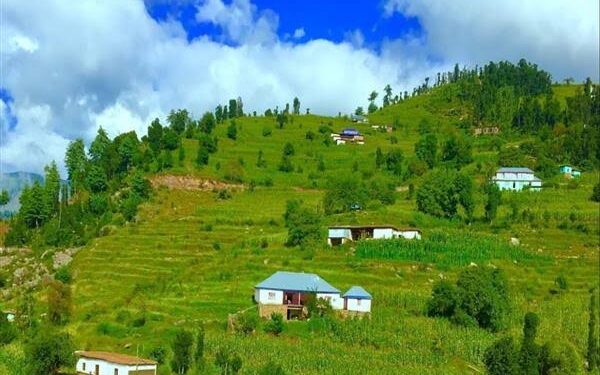 Progressing J&K:Tourist Villages Development Programme gains momentum; tourists visit new destinations