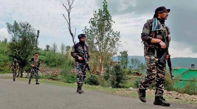 Hizb commander killed in Overnight Anantnag Gunfight: IGP Kashmir