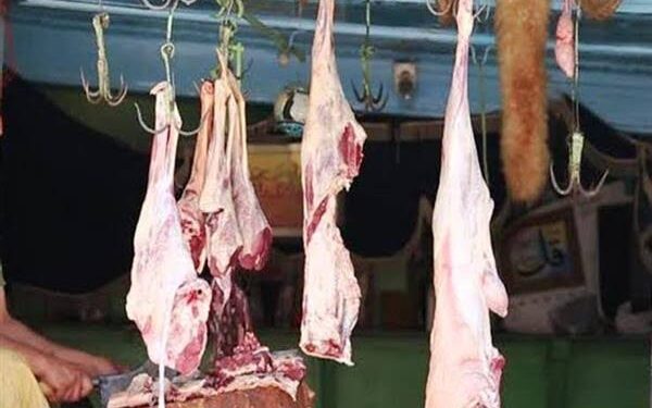FCS&CA-K recovers Rs. 45200 fine from 35 erring shopkeepers, seals 5 Mutton shops