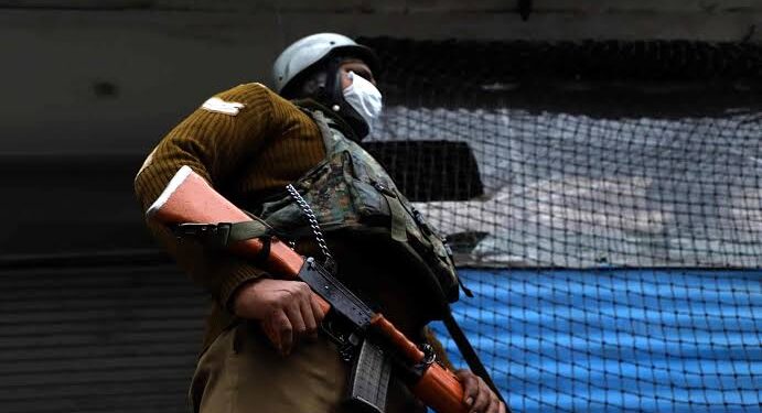 CRPF trooper shoots himself dead in Anantnag