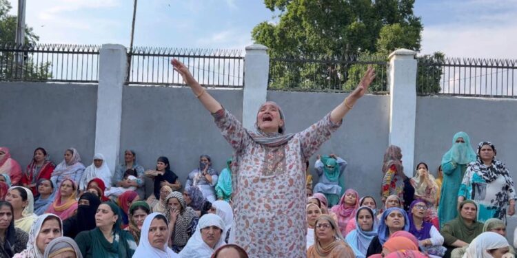 ‘Deliver Justice’, Family of Deceased Srinagar Man Asks SSP Srinagar