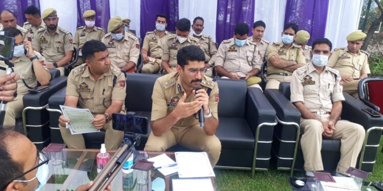 Police’s First Ever Service Mela Evokes Great Response In Baramulla
