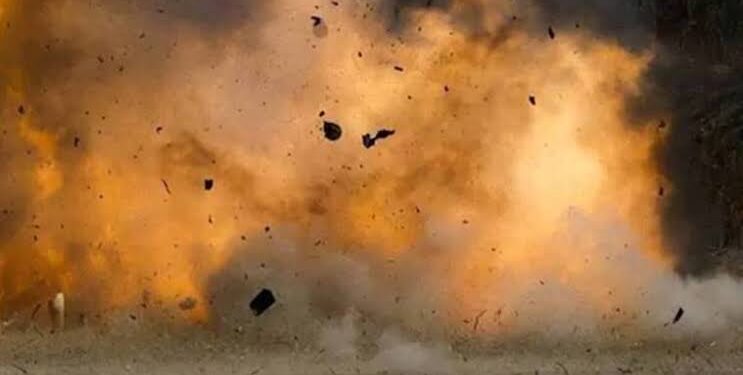 2 Non-Local Labours Injured After Some Old Explosive Device Goes Off In Pulwama