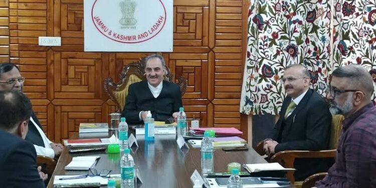 Prisoner entitled to all fundamental rights when in jail: Justice Magrey