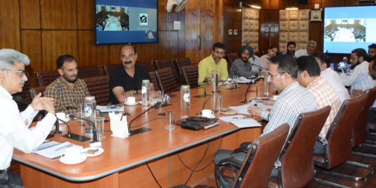 Dulloo reviews implementation of e-NAM in JK