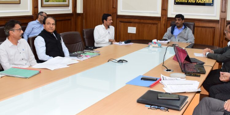 CS reviews winter preparedness of power DISCOMS
