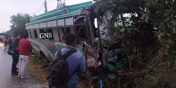 3 people killed, 16 injured in accident between two buses in Kathua
