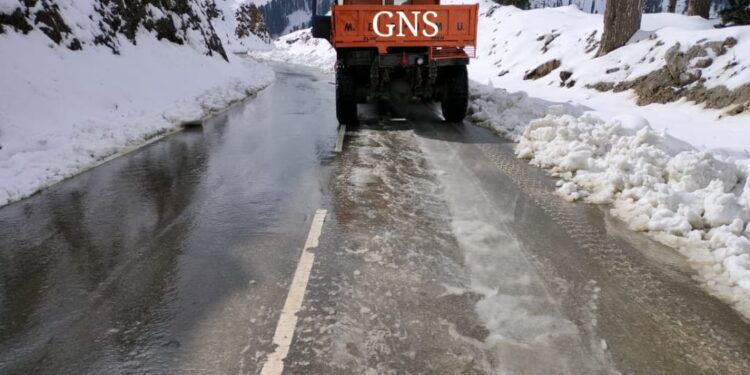 Mughal Road, Highway, SSG Roads Reopen