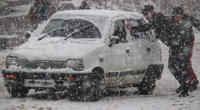 MeT forecasts rain, snow on Nov 13, 14 in J&K