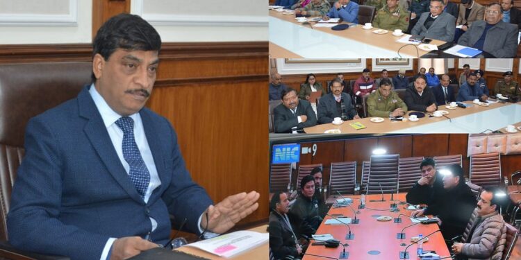 Decorate all offices, public places on the eve of Republic Day: CS to Administration