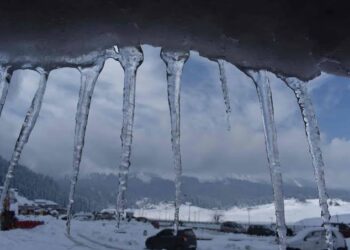 Kashmir freezes as Gulmarg, Kokernag records this winter’s coldest night