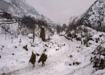 Cold conditions intensify in J&K